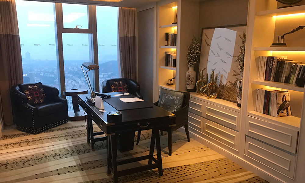 酒店家具柜子造型簡(jiǎn)單但古韻悠遠